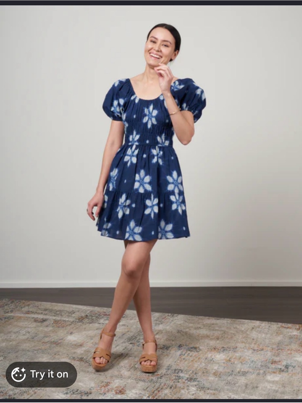 Sea Island print puff sleeve navy Size 4